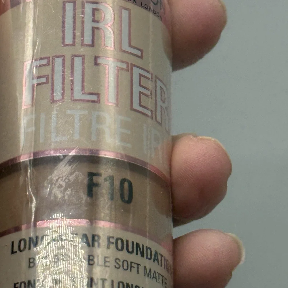 Makeup Revolution IRL Filter Longwear Foundation Breathable Soft Matte F10
